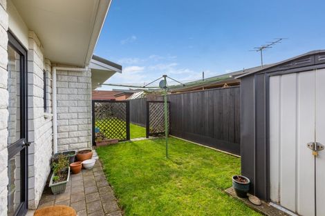 Photo of property in 273/1 Mangorei Road, Merrilands, New Plymouth, 4312