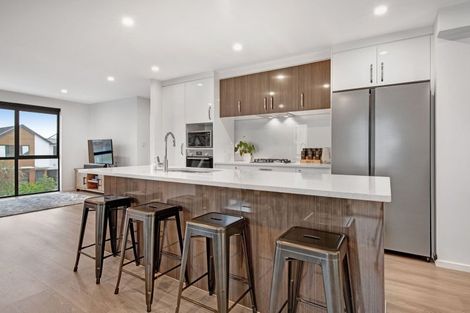 Photo of property in 46 Seafarer Crescent, Stanmore Bay, Whangaparaoa, 0932