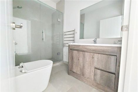 Photo of property in 132 Haverstock Road, Sandringham, Auckland, 1025