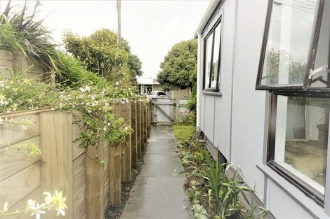Photo of property in 23 Manuka Street, Castlecliff, Whanganui, 4501