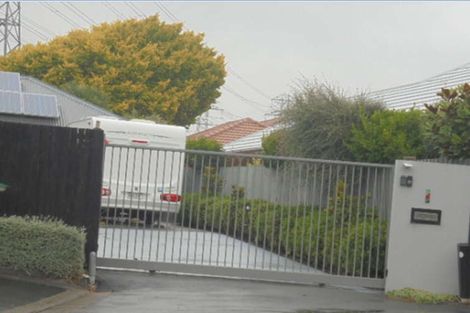 Photo of property in 4 Yarrum Lane, Avonhead, Christchurch, 8042