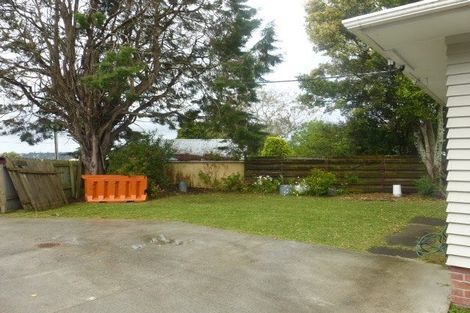Photo of property in 54 Astley Avenue, New Lynn, Auckland, 0600