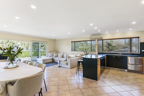 Photo of property in 222 Hibiscus Coast Highway, Orewa, 0931