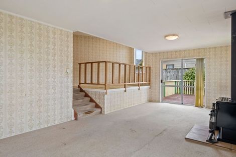 Photo of property in 106 Gemstone Drive, Birchville, Upper Hutt, 5018