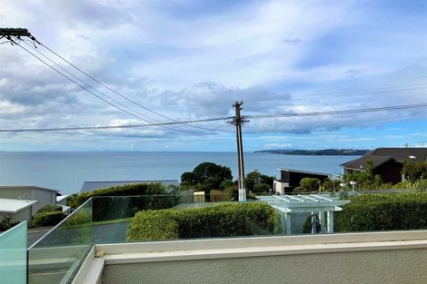 Photo of property in 1/6 Duncansby Road, Stanmore Bay, Whangaparaoa, 0932