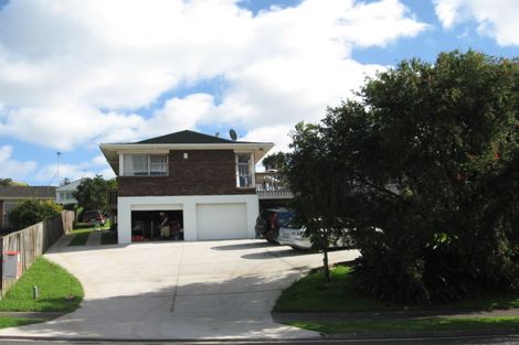 Photo of property in 65 Beechdale Crescent, Pakuranga Heights, Auckland, 2010
