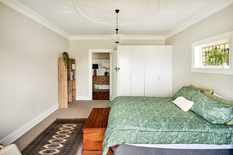 Photo of property in 11 Lower Watt Street, Wadestown, Wellington, 6012