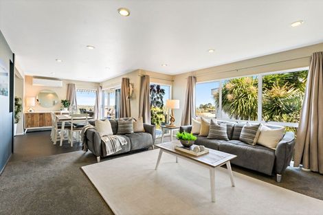 Photo of property in 1207 Whangaparaoa Road, Gulf Harbour, Whangaparaoa, 0930
