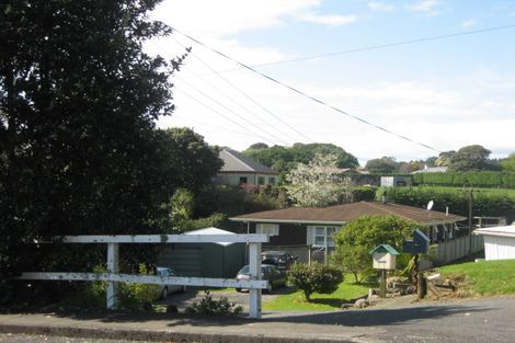 Photo of property in 4 Raniera Street, Glen Avon, New Plymouth, 4312