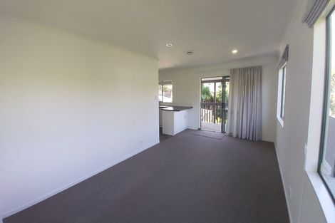 Photo of property in 2/22a Tomo Street, New Lynn, Auckland, 0600