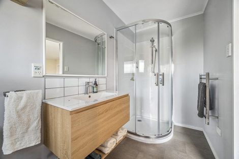 Photo of property in 1 Waitawa Place, Lynmore, Rotorua, 3010