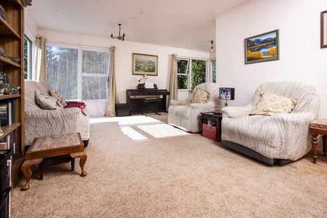 Photo of property in 35 Mcdowell Crescent, Hillcrest, Auckland, 0627