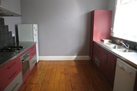 Photo of property in 20 Oxford Street, Hokowhitu, Palmerston North, 4410