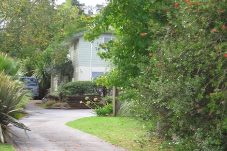 Photo of property in 2b Tallington Crescent, Torbay, Auckland, 0630