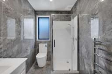 Photo of property in 8a Frederick Place, Whalers Gate, New Plymouth, 4310