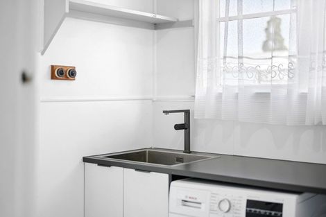 Photo of property in 4 Denz Street, Maeroa, Hamilton, 3200