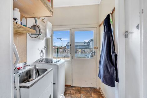 Photo of property in 13 Milton Street, Gore, 9710