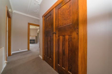 Photo of property in 18 Kowhai Avenue, Takaro, Palmerston North, 4410