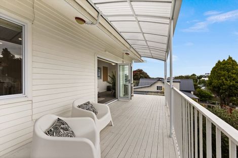 Photo of property in 3 Clyde Road, Bluff Hill, Napier, 4110