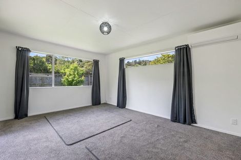 Photo of property in 88 Norana Road, Timberlea, Upper Hutt, 5018