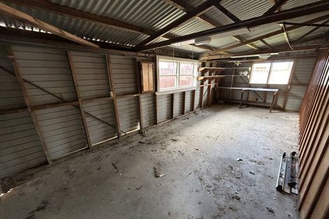 Photo of property in 21 Convair Crescent, Mangere, Auckland, 2022