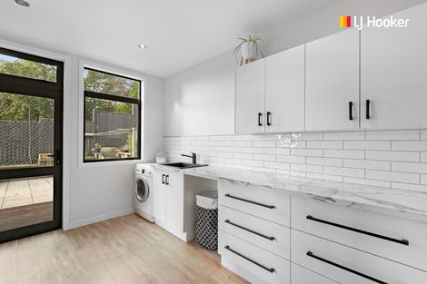 Photo of property in 23 Nore Street, Waihola, Milton, 9073