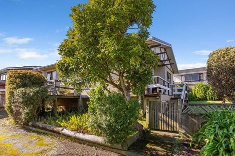 Photo of property in 14 Herekawe Drive, Spotswood, New Plymouth, 4310