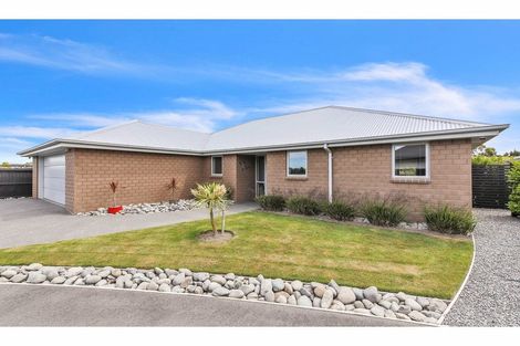 Photo of property in 25 Lancewood Way, Rangiora, 7400