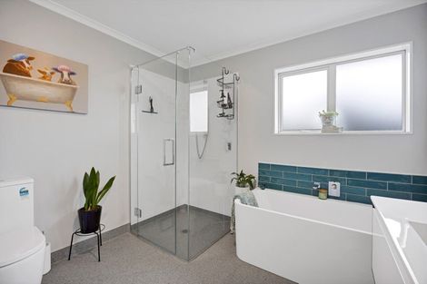 Photo of property in 3d Hinau Street, Inglewood, 4330
