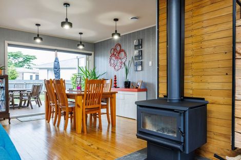 Photo of property in 2 Swansea Street, Hokowhitu, Palmerston North, 4410