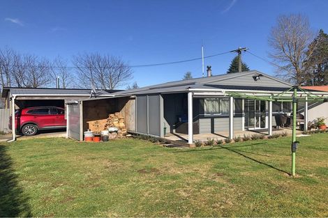 Photo of property in 5 Martin Place, Ohakune, 4625