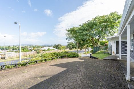 Photo of property in 33 Pohutukawa Drive, Pukete, Hamilton, 3200