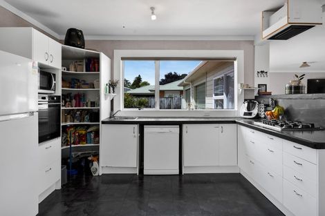 Photo of property in 1 Brookes Street, Inglewood, 4330