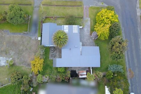 Photo of property in 2 Hennessy Street East, Foxton Beach, Foxton, 4815