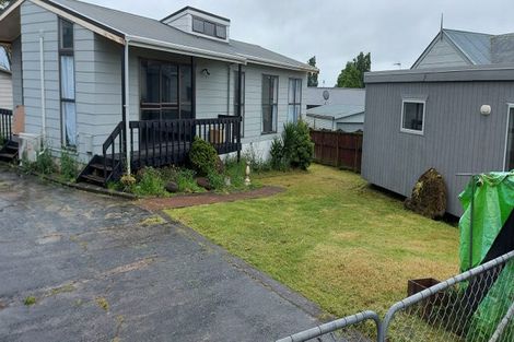 Photo of property in 5 Iris Place, Clendon Park, Auckland, 2103