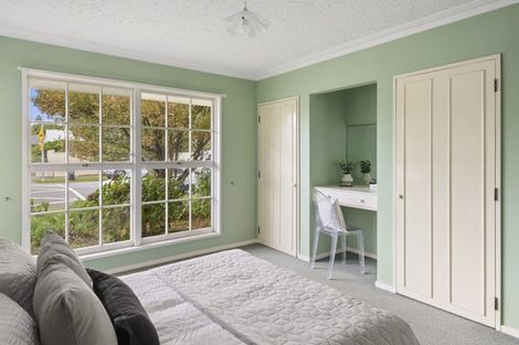 Photo of property in 2 Ashfield Place, Ilam, Christchurch, 8041