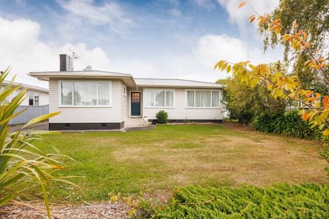 Photo of property in 17 Kaituna Street, Milson, Palmerston North, 4414
