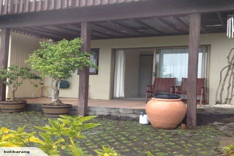 Photo of property in 13 Robin Lane, Browns Bay, Auckland, 0630