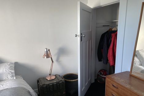 Photo of property in 82 Moana Road, Kelburn, Wellington, 6012