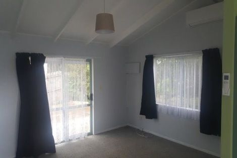 Photo of property in 2/35 Station Road, Te Kamo, Whangarei, 0112