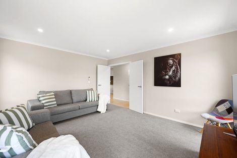 Photo of property in 263 Dixon Road, Fitzroy, Hamilton, 3206