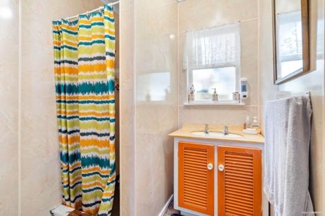 Photo of property in 73 Manuroa Road, Takanini, 2112