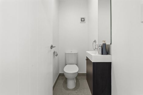 Photo of property in 1 Sauterne Road, Kumeu, 0810