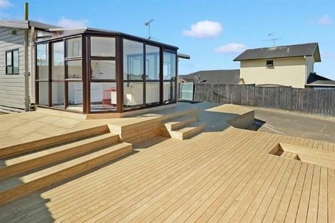 Photo of property in 517 Whangaparaoa Road, Stanmore Bay, Whangaparaoa, 0932