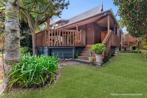 Photo of property in 64 Seabrook Avenue, New Lynn, Auckland, 0600