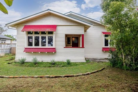 Photo of property in 23 Knowles Street, Terrace End, Palmerston North, 4410