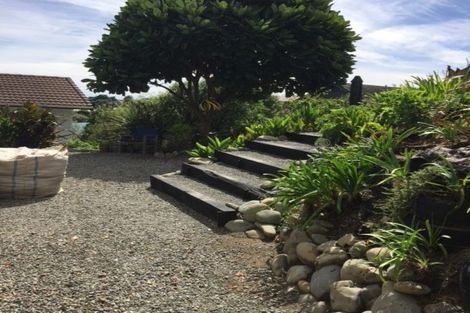 Photo of property in 27 Hicks Crescent, Waikanae Beach, Waikanae, 5036