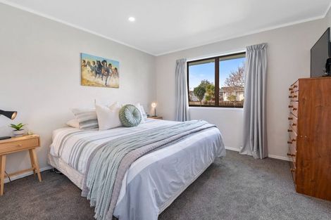 Photo of property in 35 Tennyson Drive, Owhata, Rotorua, 3010