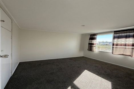 Photo of property in 51 Sturges Road, Henderson, Auckland, 0612