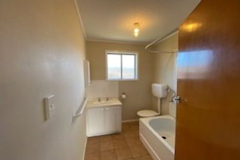 Photo of property in 4/54 Seabrook Avenue, New Lynn, Auckland, 0600